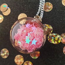 Cargar imagen en el visor de la galería, Glass Ball Pendant Necklace
